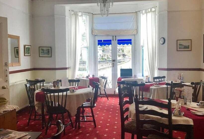 بنسيون Bridgeside Guest House