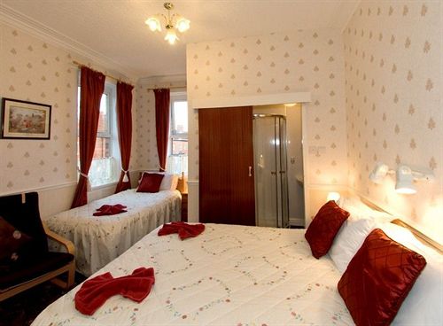 بنسيون Cherry Grove Guest House