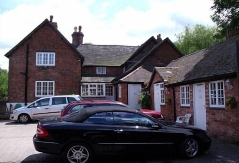 膳宿费 Church Farm Accommodation