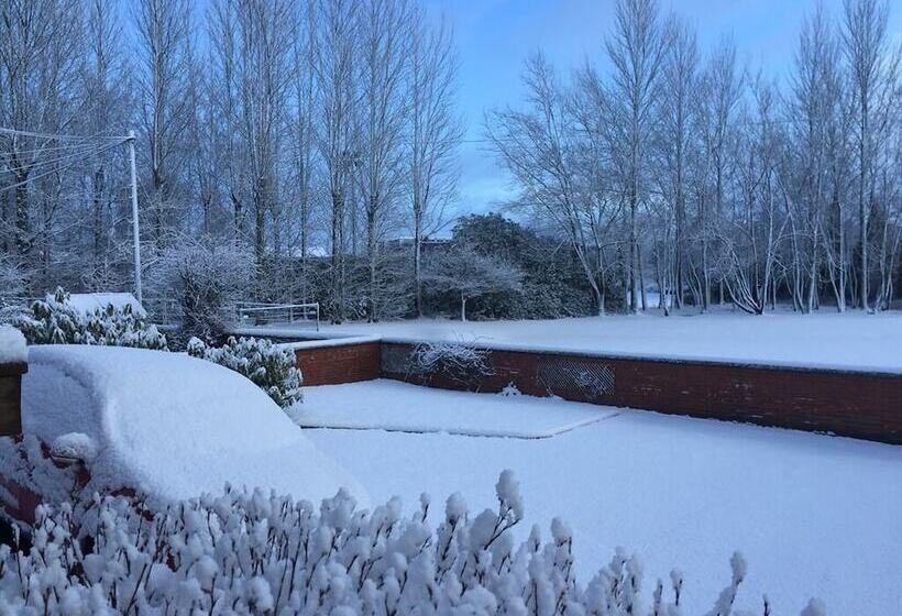 ペンション Hamilton House