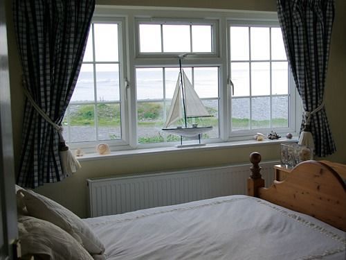 Пансион Limpert Bay Guest House