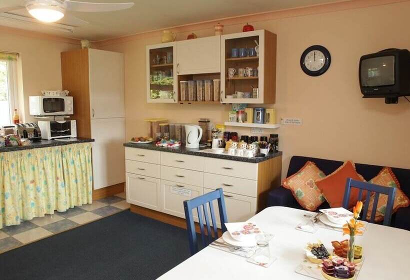 Пансион Little Bullocks Farm