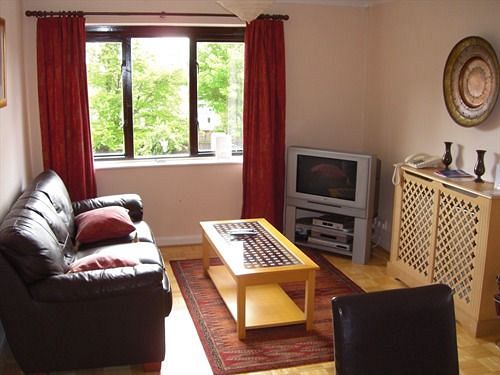 膳宿费 Meadowcroft