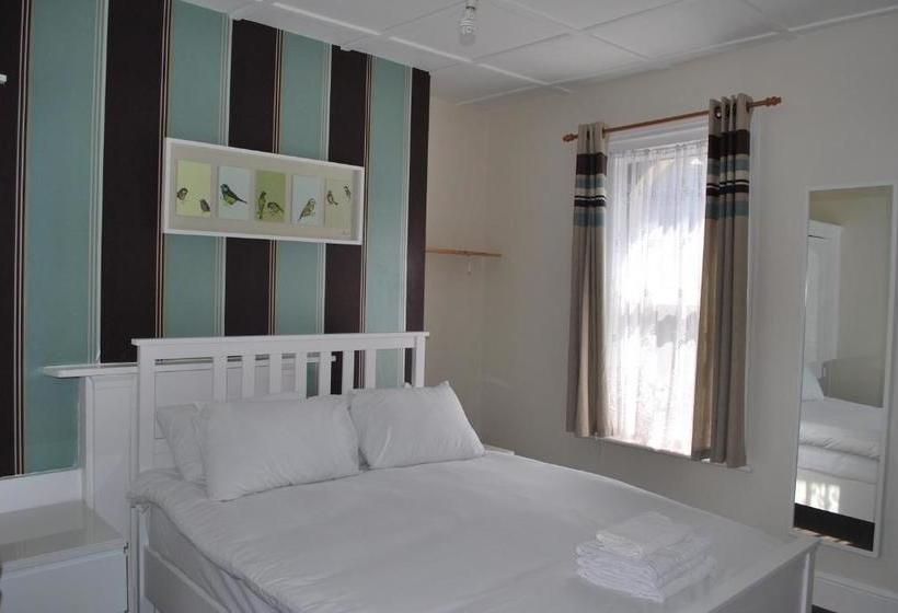 ペンション Millifont Guest House