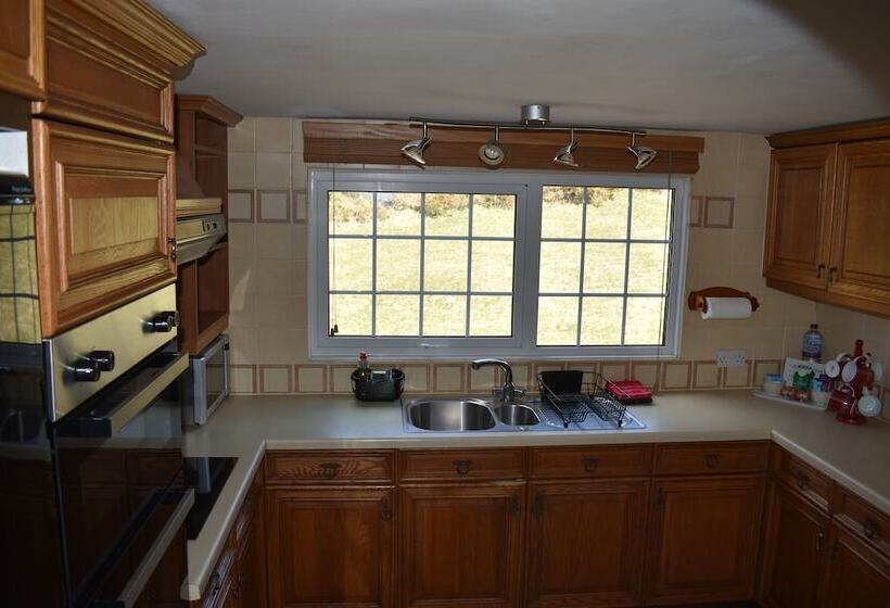 بنسيون Moorlands