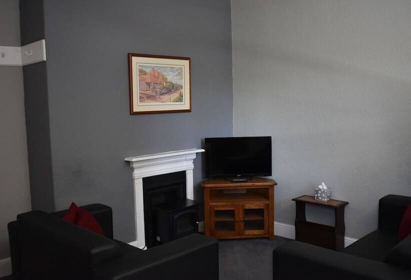 بنسيون Moorlands