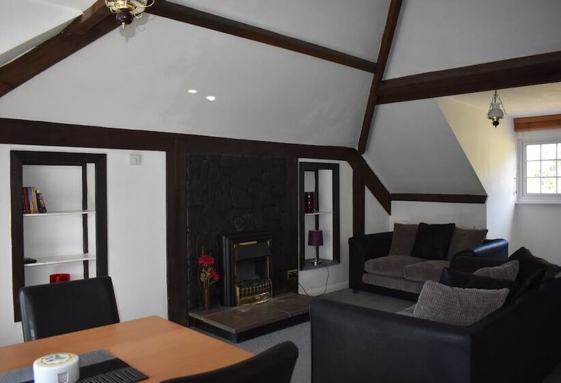 بنسيون Moorlands