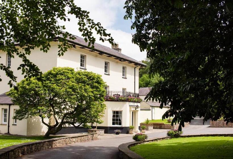 膳宿费 Portclew House