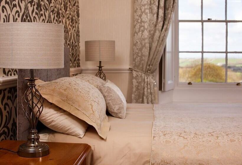 膳宿费 Portclew House