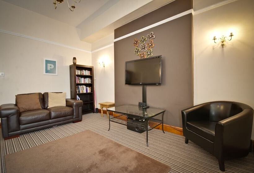 بنسيون Promenâd Bed & Breakfast