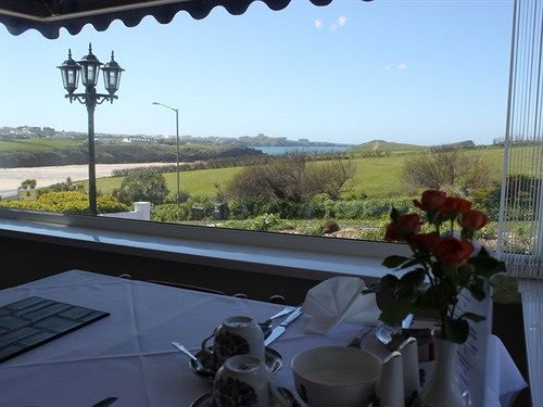 بنسيون Rolling Waves