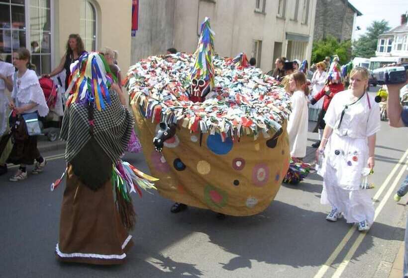 پانسیون Saffron House