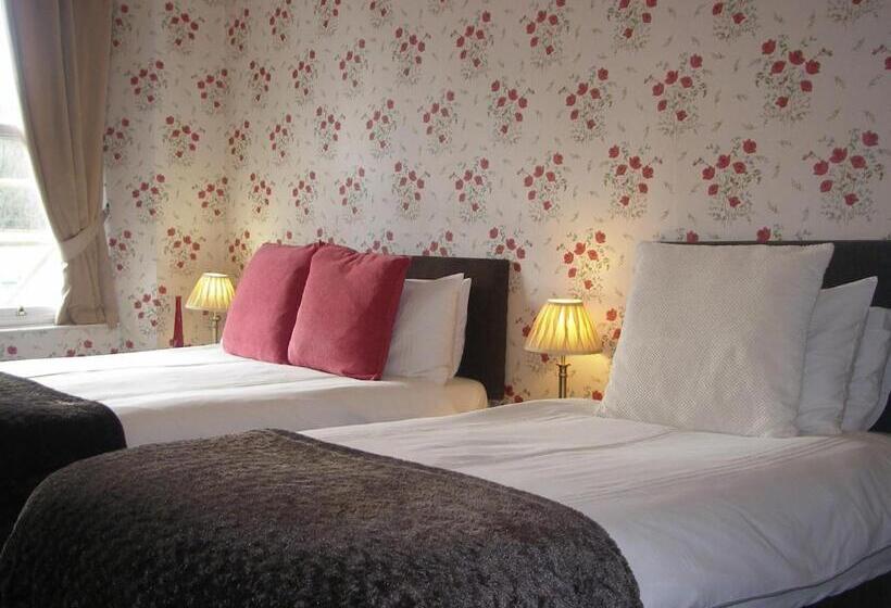 پانسیون Saffron House