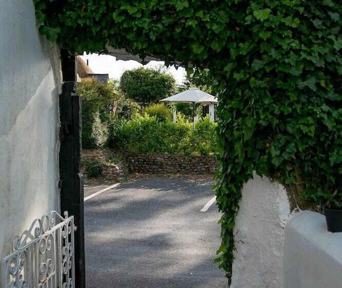 膳宿费 Southern Cross Guest House