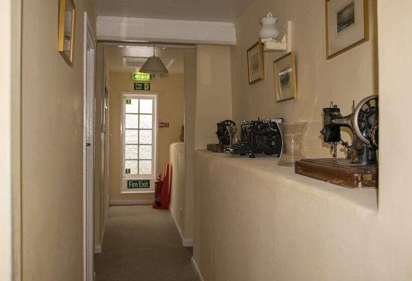 ペンション Southern Cross Guest House