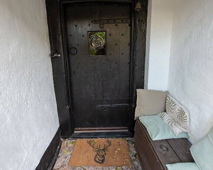 بنسيون Steps Farmhouse B&b