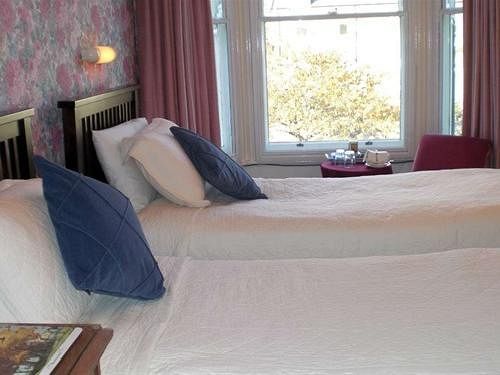 Пансион Strathmore Lawn East - Guest House