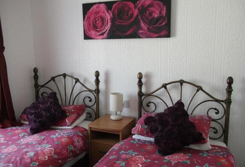 بنسيون Holmeleigh