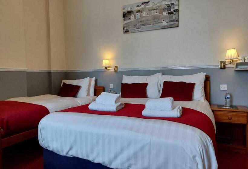 פנסיון The Norwood