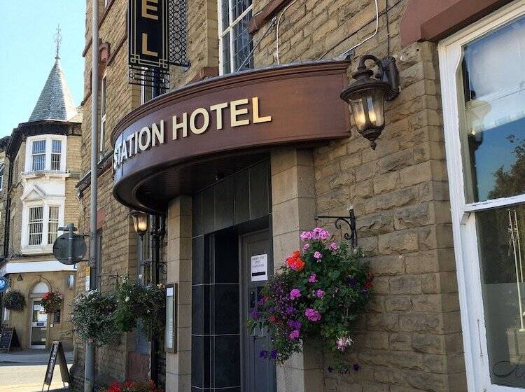 ペンション The Royal Station