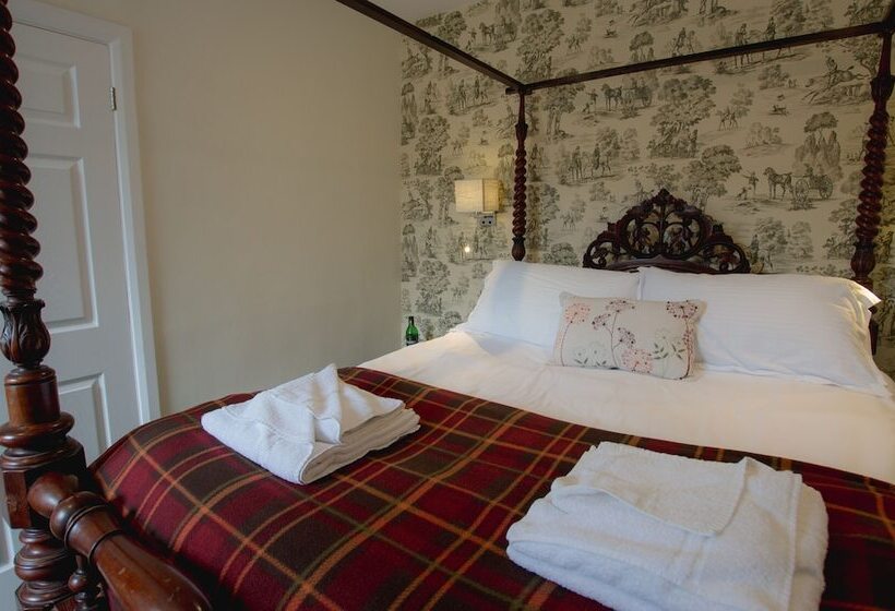 ペンション The Royal Station