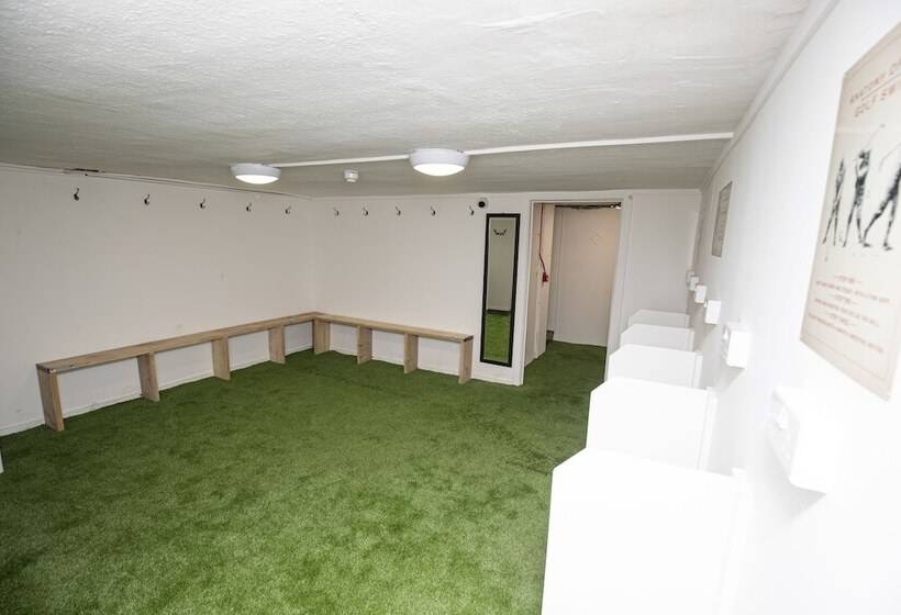 Пансион The Stamford