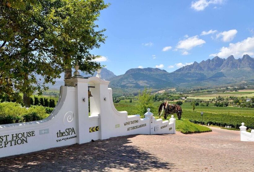 بنسيون Val Du Charron Wine & Leisure Estate