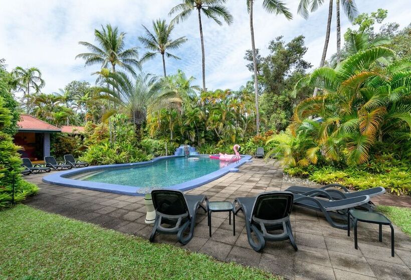 Pink Flamingo Resort