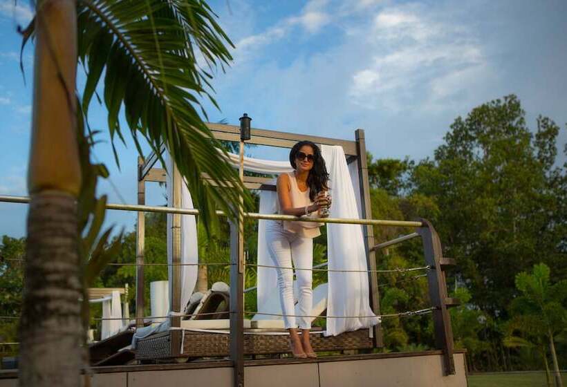 استراحتگاه Royal Torarica