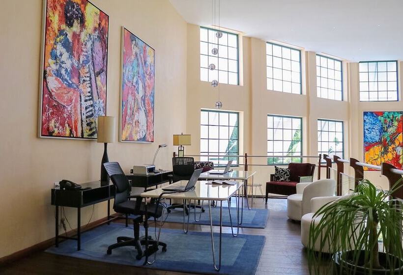 استراحتگاه Royal Torarica