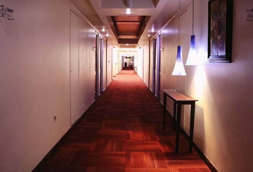 استراحتگاه Royal Torarica