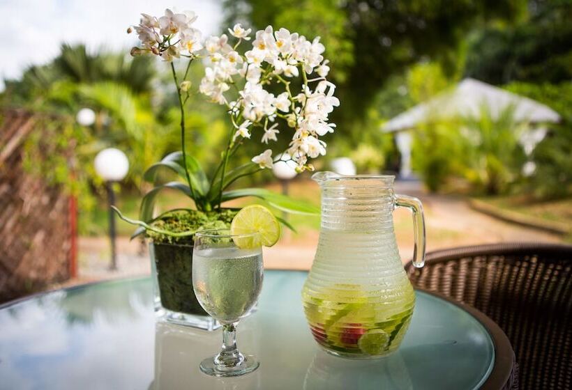 استراحتگاه Royal Torarica