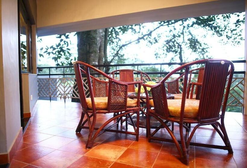 リゾートホテル The Tall Trees Munnar