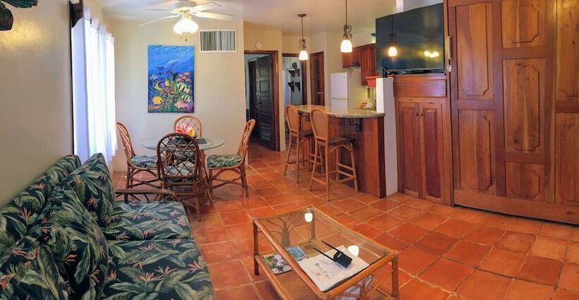 אתר נופש Tradewinds Paradise Villas