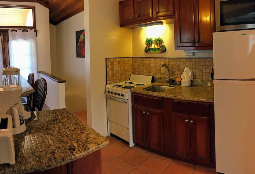 אתר נופש Tradewinds Paradise Villas