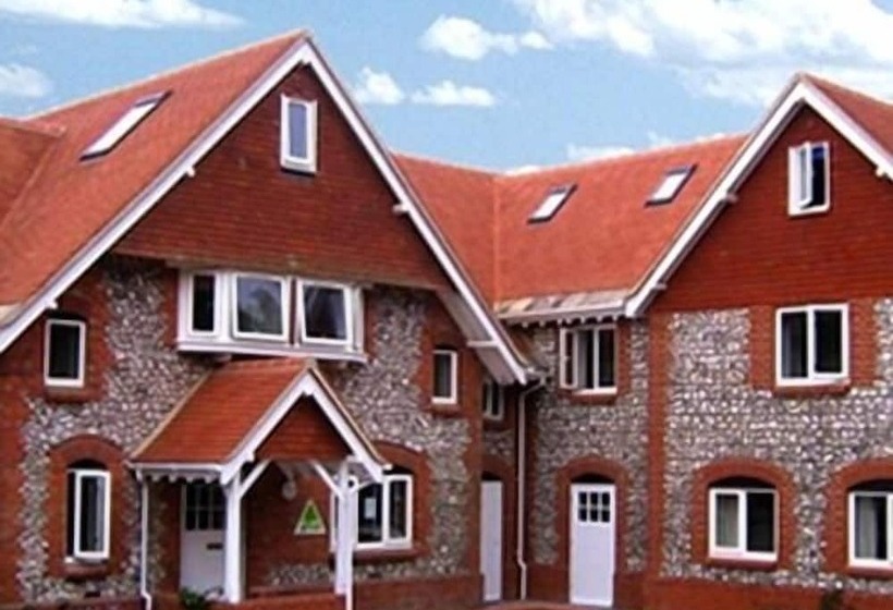 Stonehenge Hostel   Yha Affliated