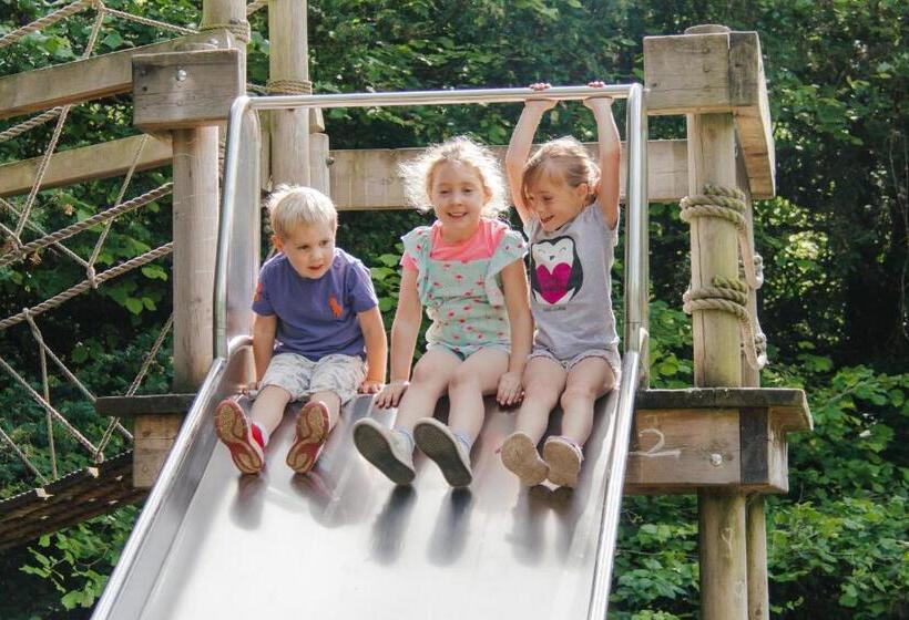 Stonehenge Hostel   Yha Affliated