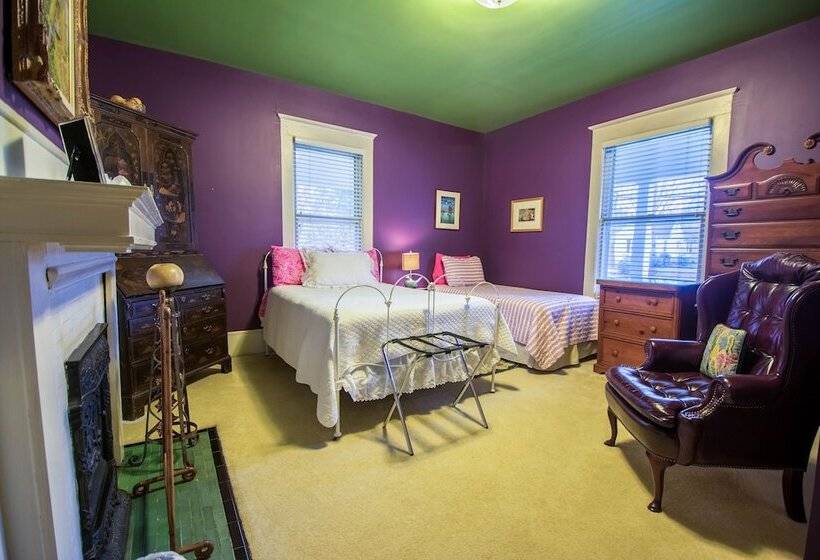 The Dailey Renewal Retreat B & B