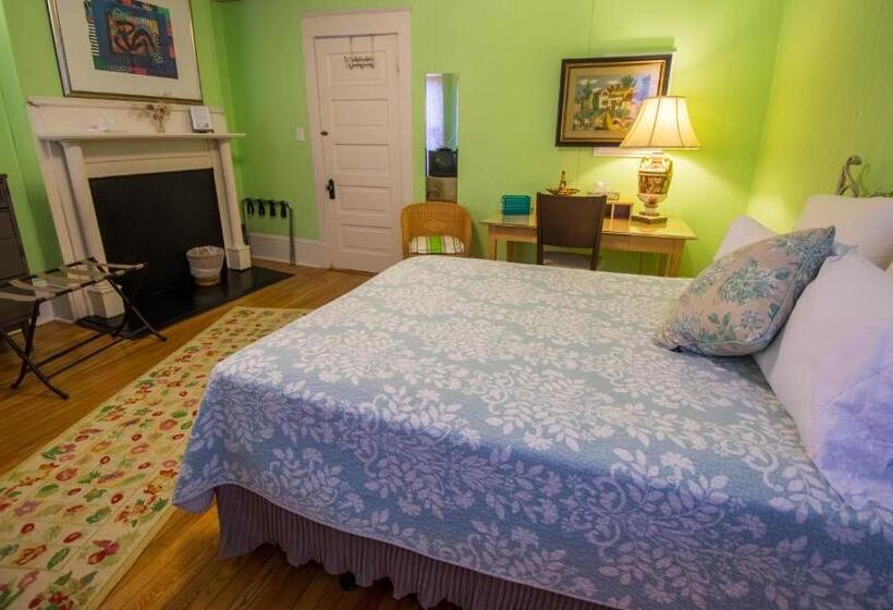 The Dailey Renewal Retreat B & B