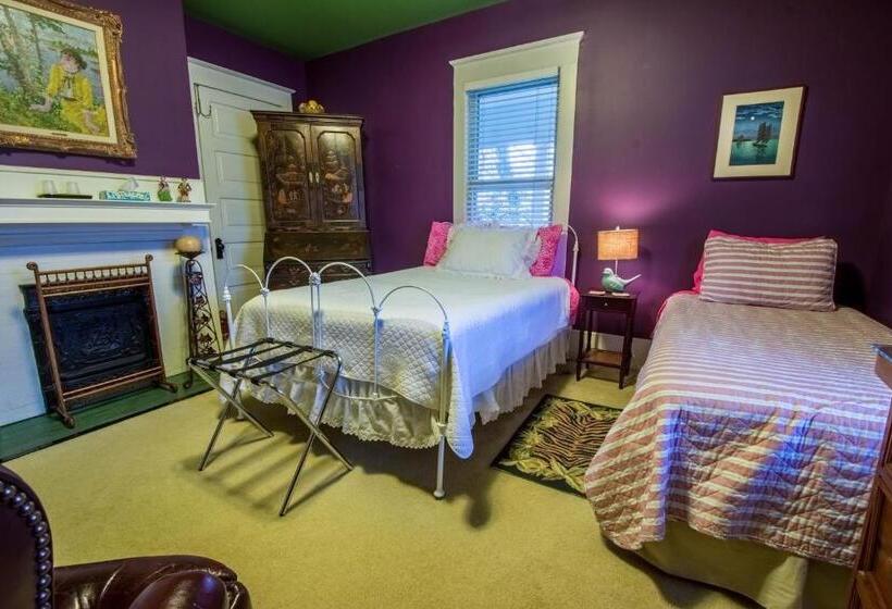 The Dailey Renewal Retreat B & B