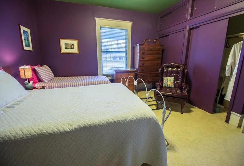 The Dailey Renewal Retreat B & B