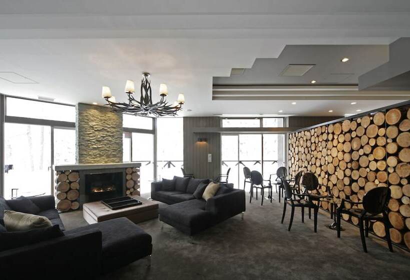 The Ridge Hotel & Apartments