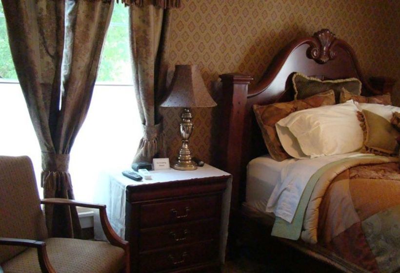 Vintage Charm Bed And Breakfast