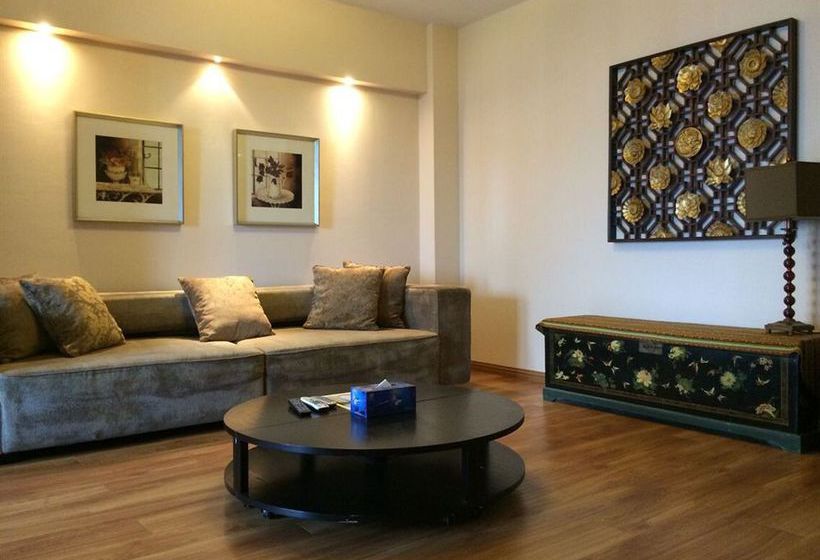 Warner Beijing Sunthirsty Apartment