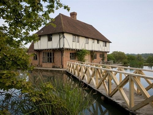 Waters End Farm B&b