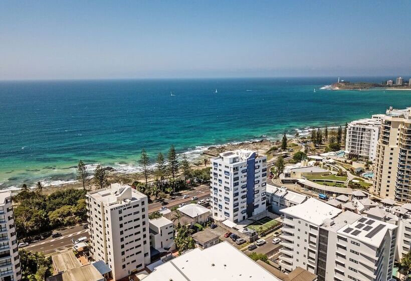 Windward Apartments