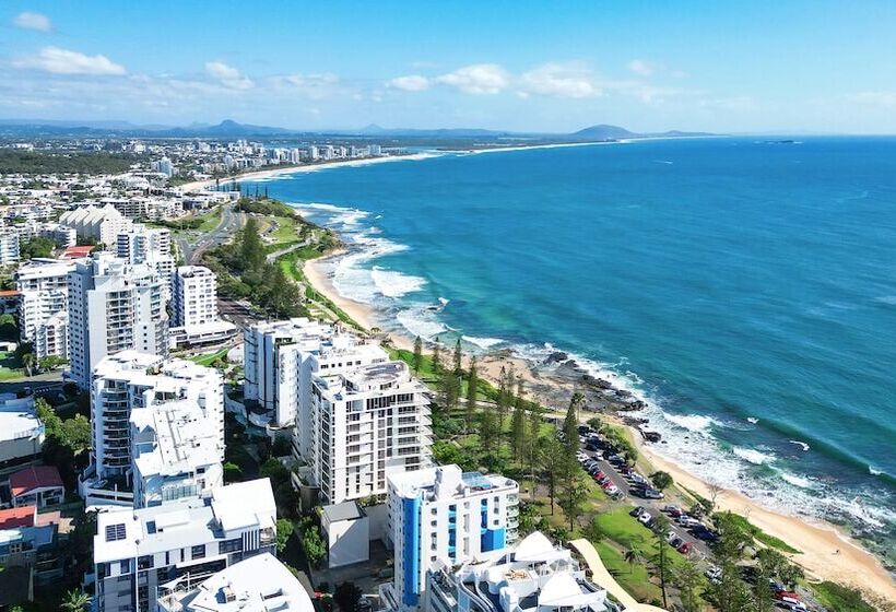 Windward Apartments