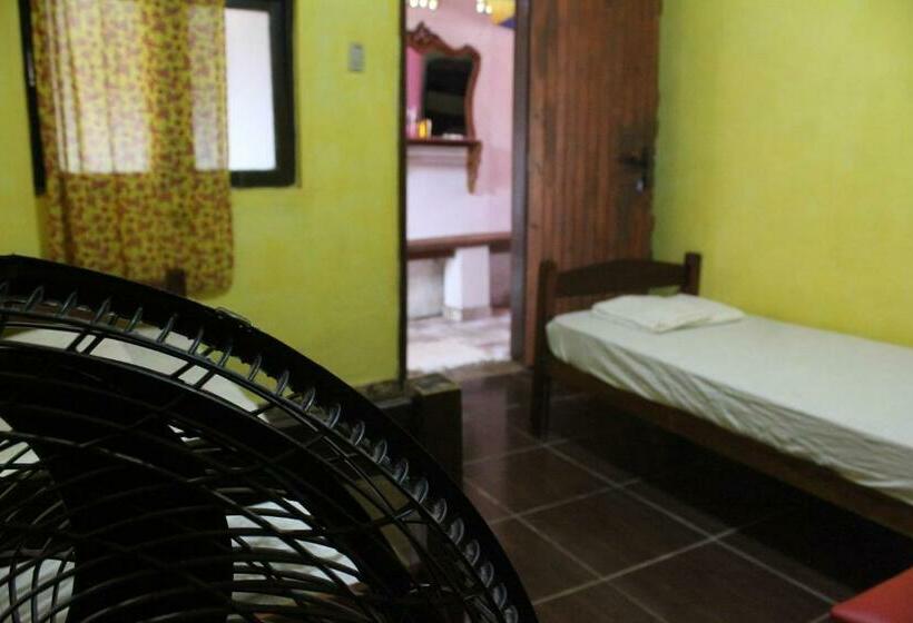 Rosário Temporada Hostel ,rua Ilma Cunha 241 Olinda  Pe