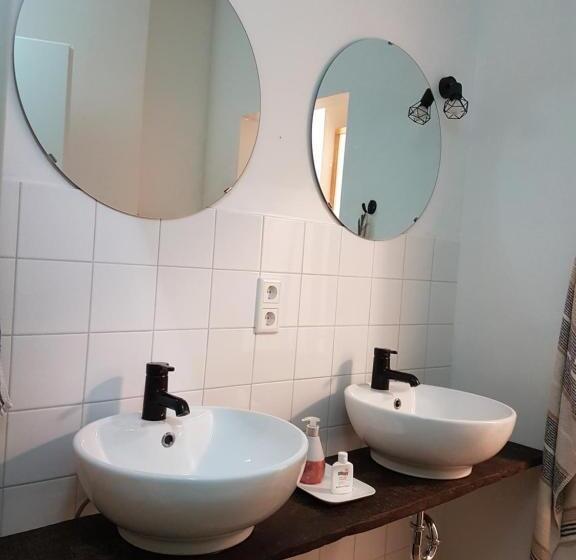 ユースホステル Sleeptide