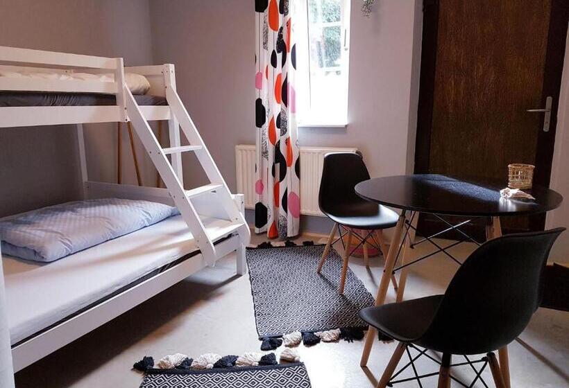 ユースホステル Sleeptide